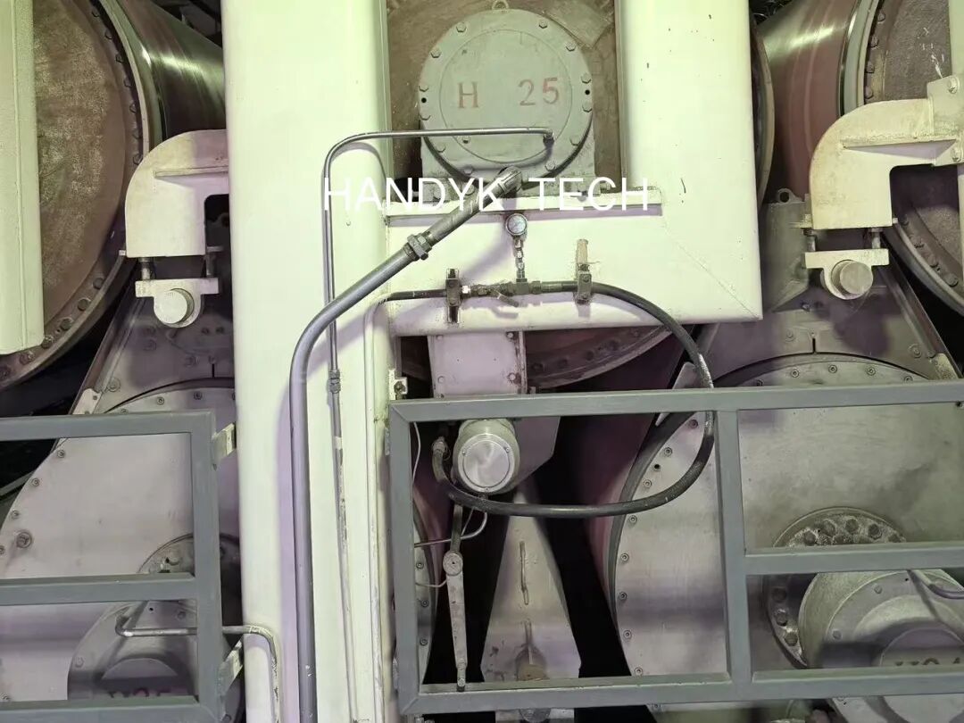 修个烘缸非要钻孔/焊接吗？试试这个法子(图1)